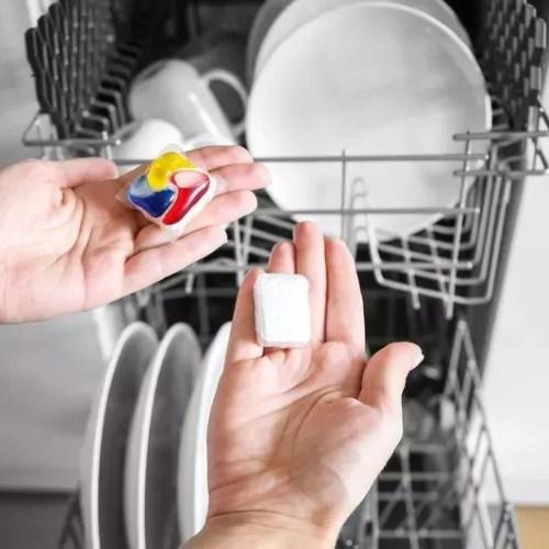 Pomivalni stroj – tablete ali gel ? Kaj izbrati za najboljši rezultat Pomivalni stroj – tablete ali gel ? Kaj izbrati za najboljši rezultat