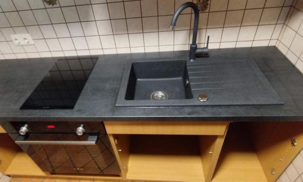 Menjava kuhinjskega pulta, korita, kuhalne plošče, pečice