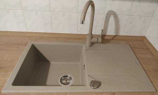 Montaža in priklop kuhinjske armature, sifona, menjava kotnega ventila Montaža in priklop kuhinjske armature, sifona, menjava kotnega ventila